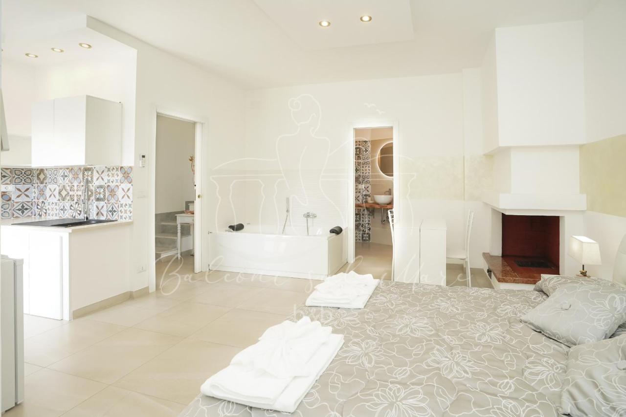 Balconi Sul Mare Bed & Breakfast Otranto Ngoại thất bức ảnh
